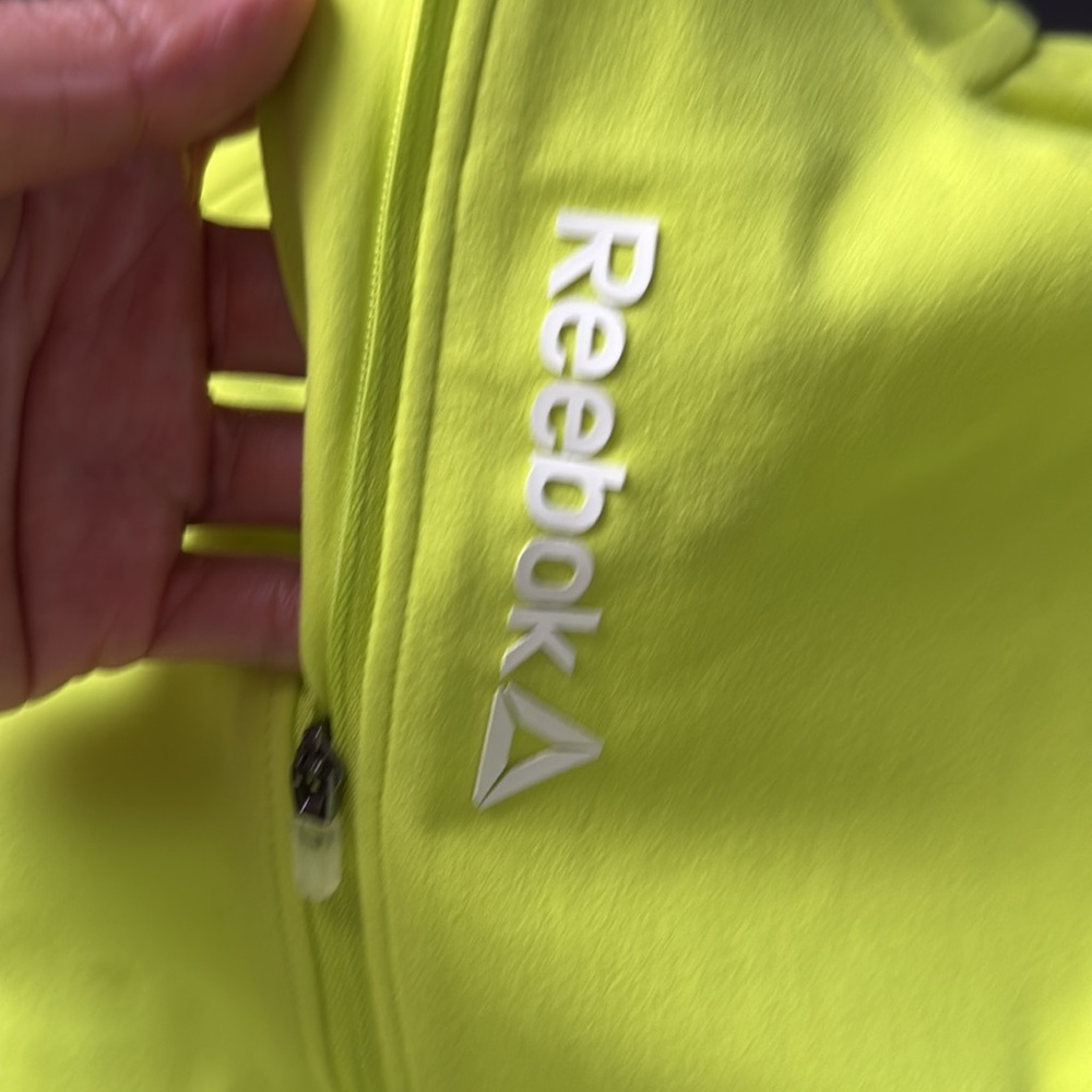 New Reebok Performance Lounge Shirt Size L - Picture 2 of 6